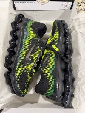 Nike Air Liquid - Black and Green Apple Volt